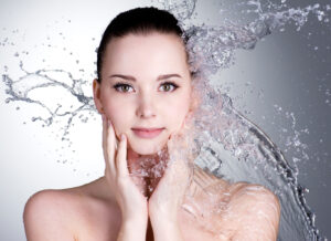 Aquapure: a limpeza de pele tecnológica que combina hidratação e renovação celular